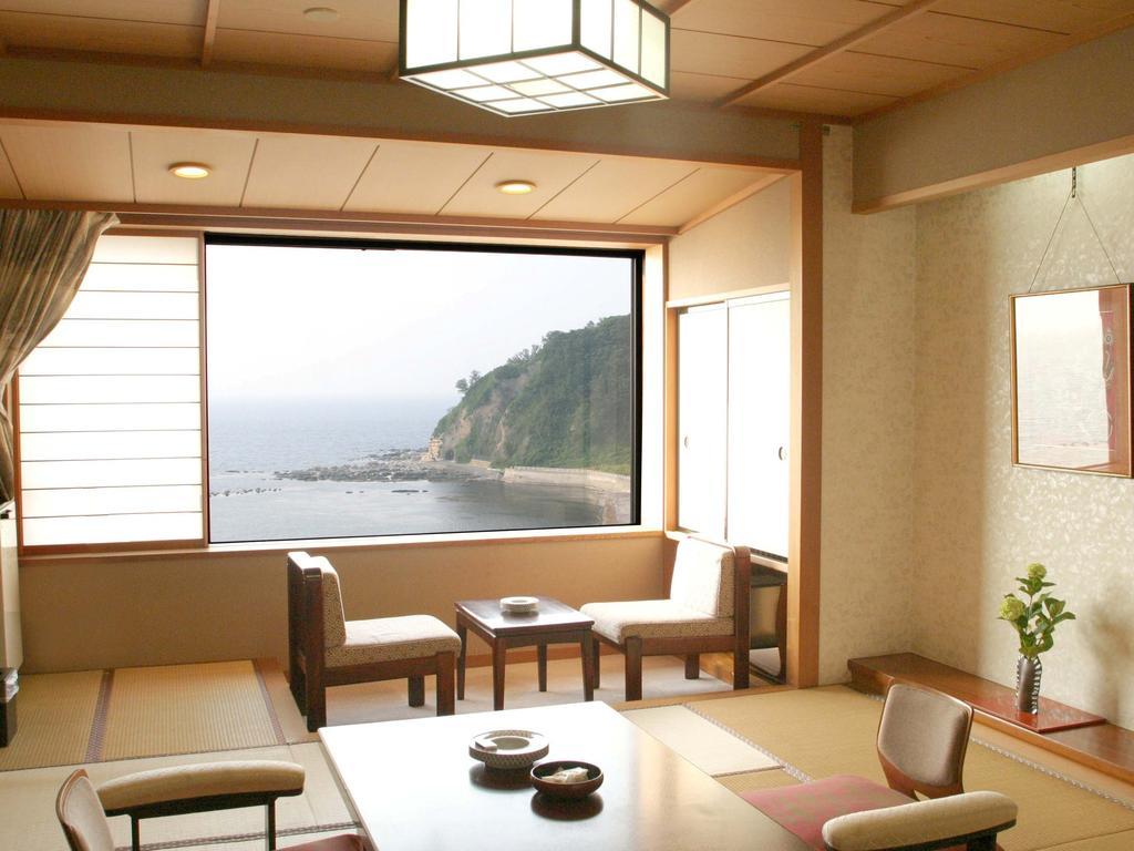 Wajima Onsen Yashio Hotel Szoba fotó